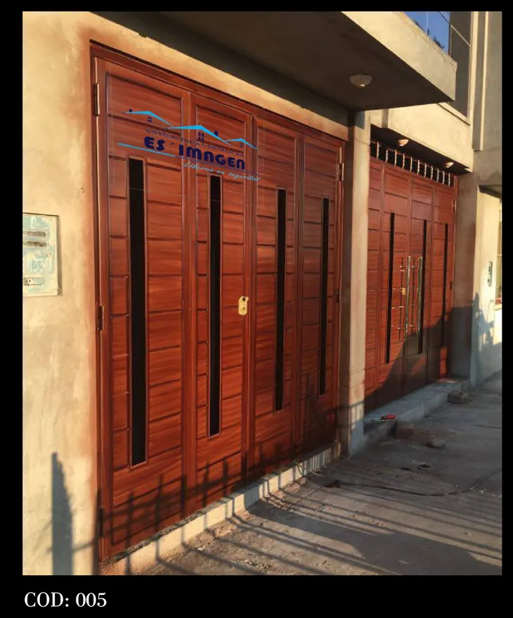 Foto real del portón de metal PCOD005